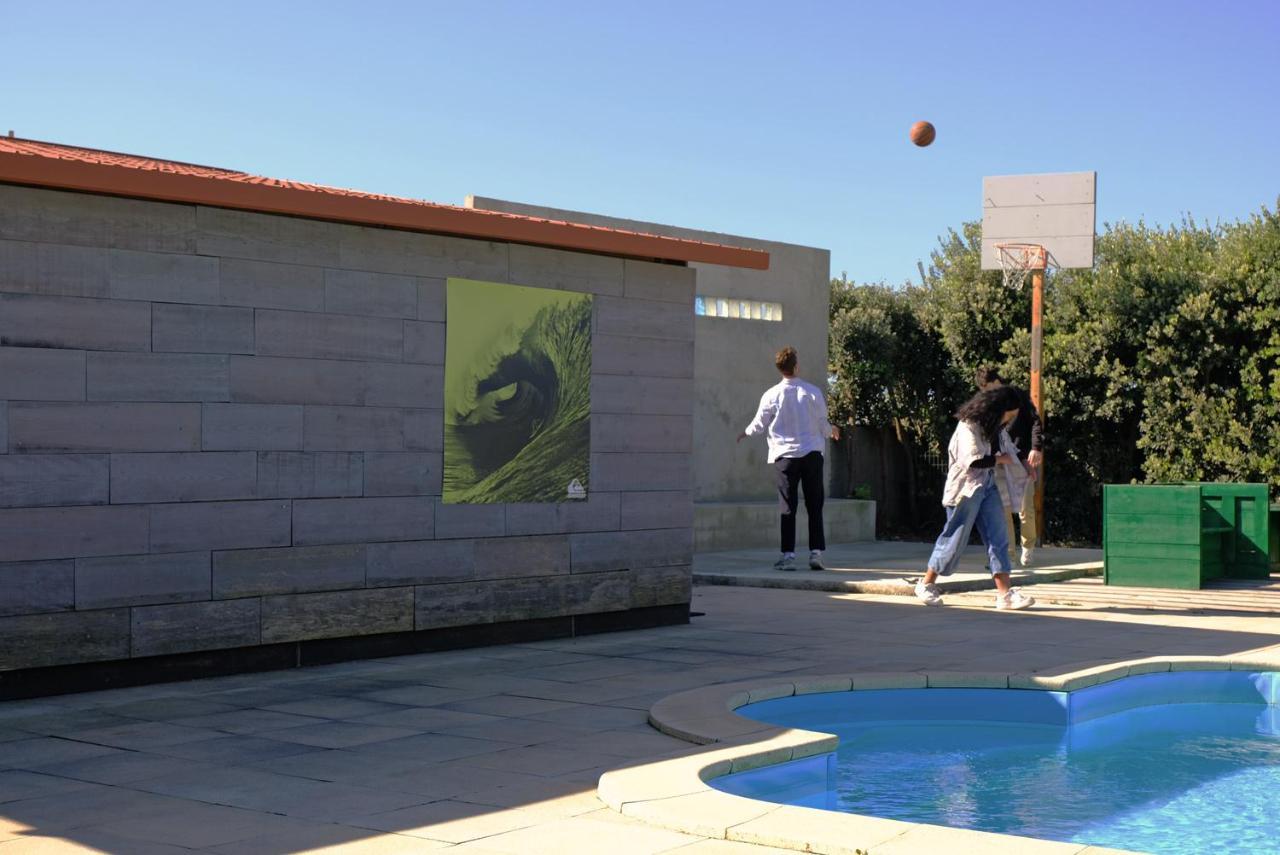 Freesurfcamp & Hostel Baleal Exterior photo