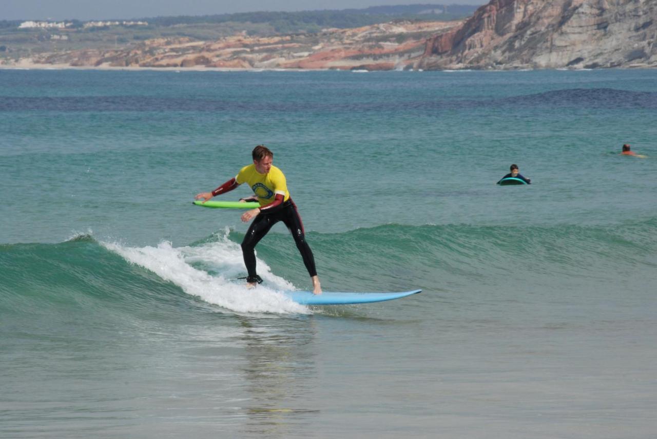 Freesurfcamp & Hostel Baleal Exterior photo
